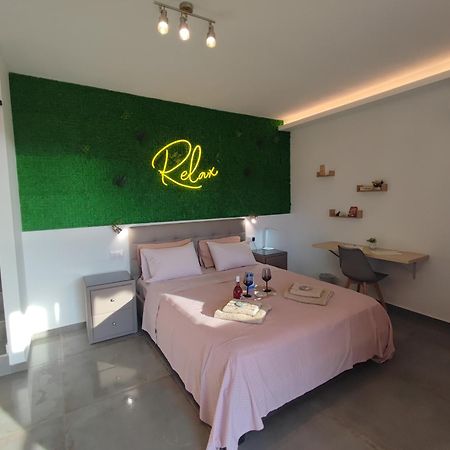 Theasis 5 Luxury Studio With Sea View Neos Marmaras Dış mekan fotoğraf